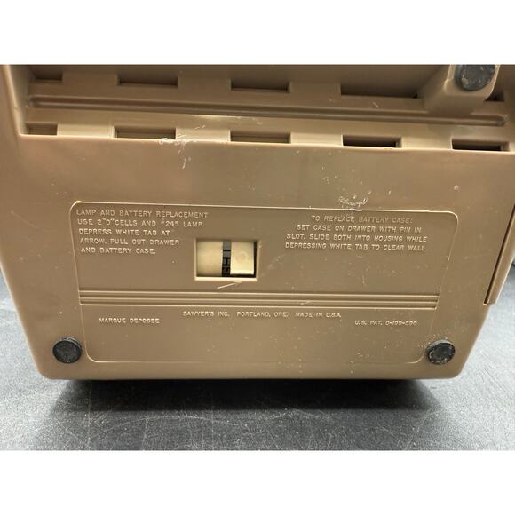 1970's Sawyer's Pana-Vue Automatic 2x2 Slide Auto Lighted BatOp Viewer - Picture 9 of 10